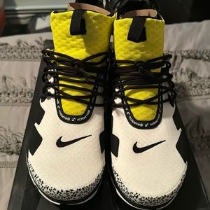 Nike x Acronym Presto Mid